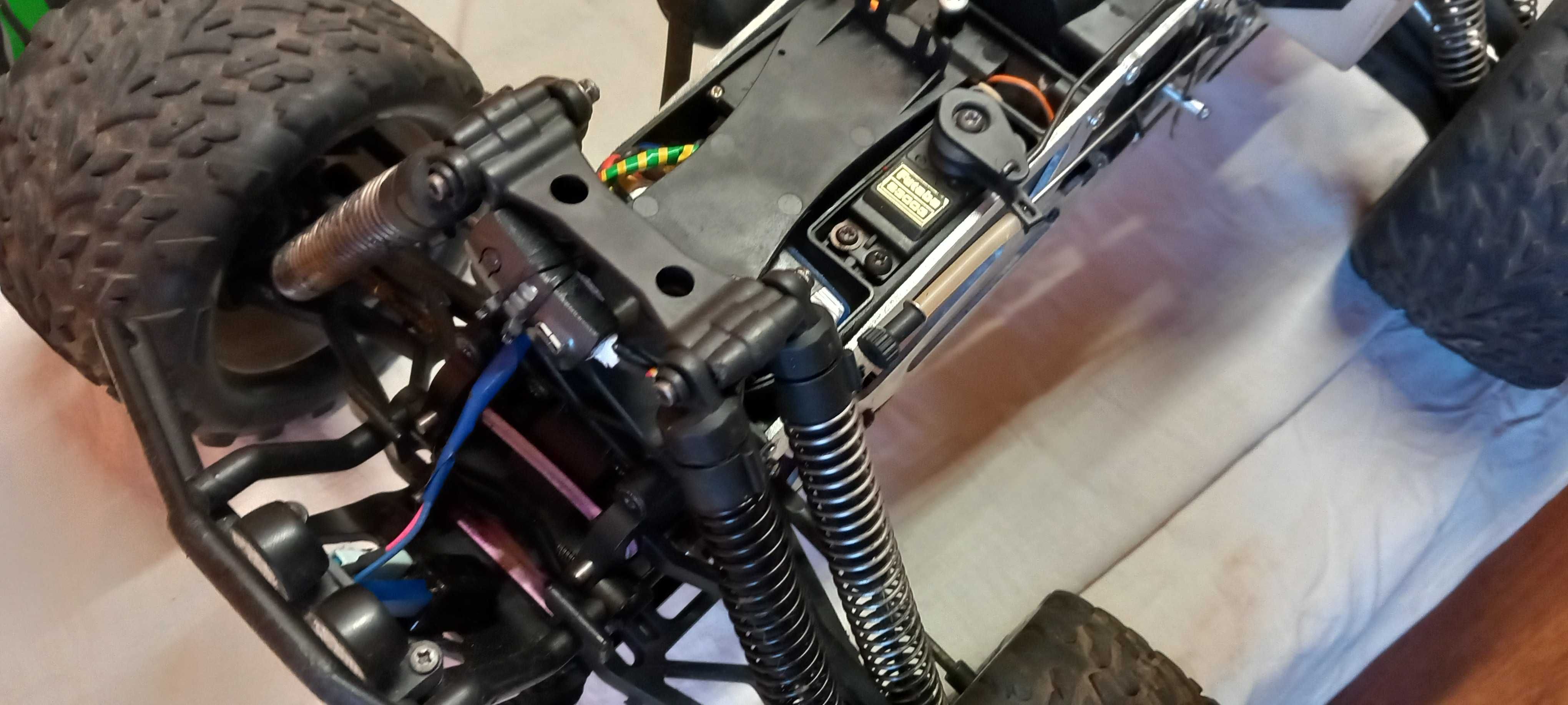 RC NITRO HPI Savage X4.6