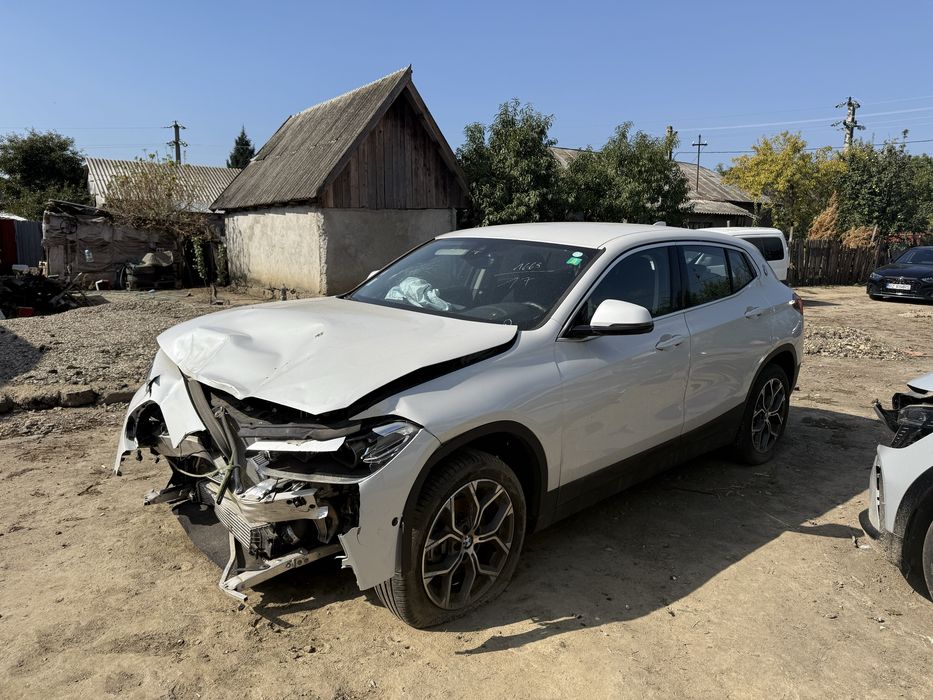 Bmw x2 2023 automat,avariat 1,5 benzina 18000 km
