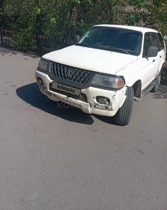 Продам два Монтеро спорт