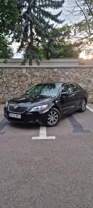 Toyota Camry 2.4 Hybrid e-CVT 2009 187 CP