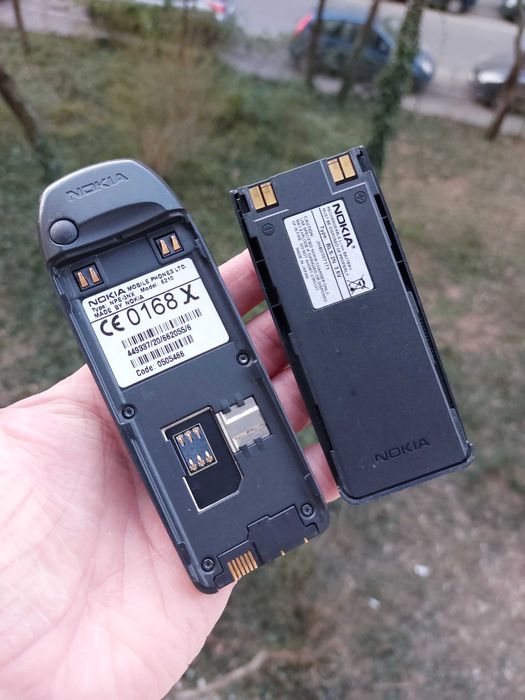 Nokia 6210 original an 2001 stare f buna carkit liber in orice retea