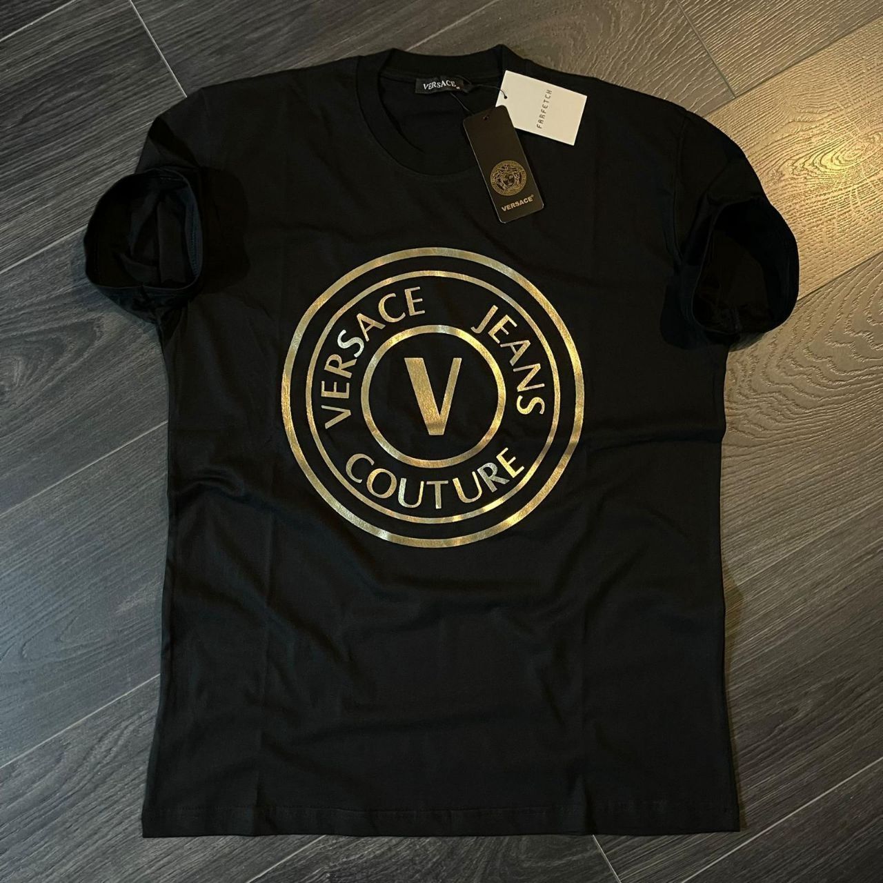 Versace тениски в черен вариант - ТОП модел за сезона ! ! !