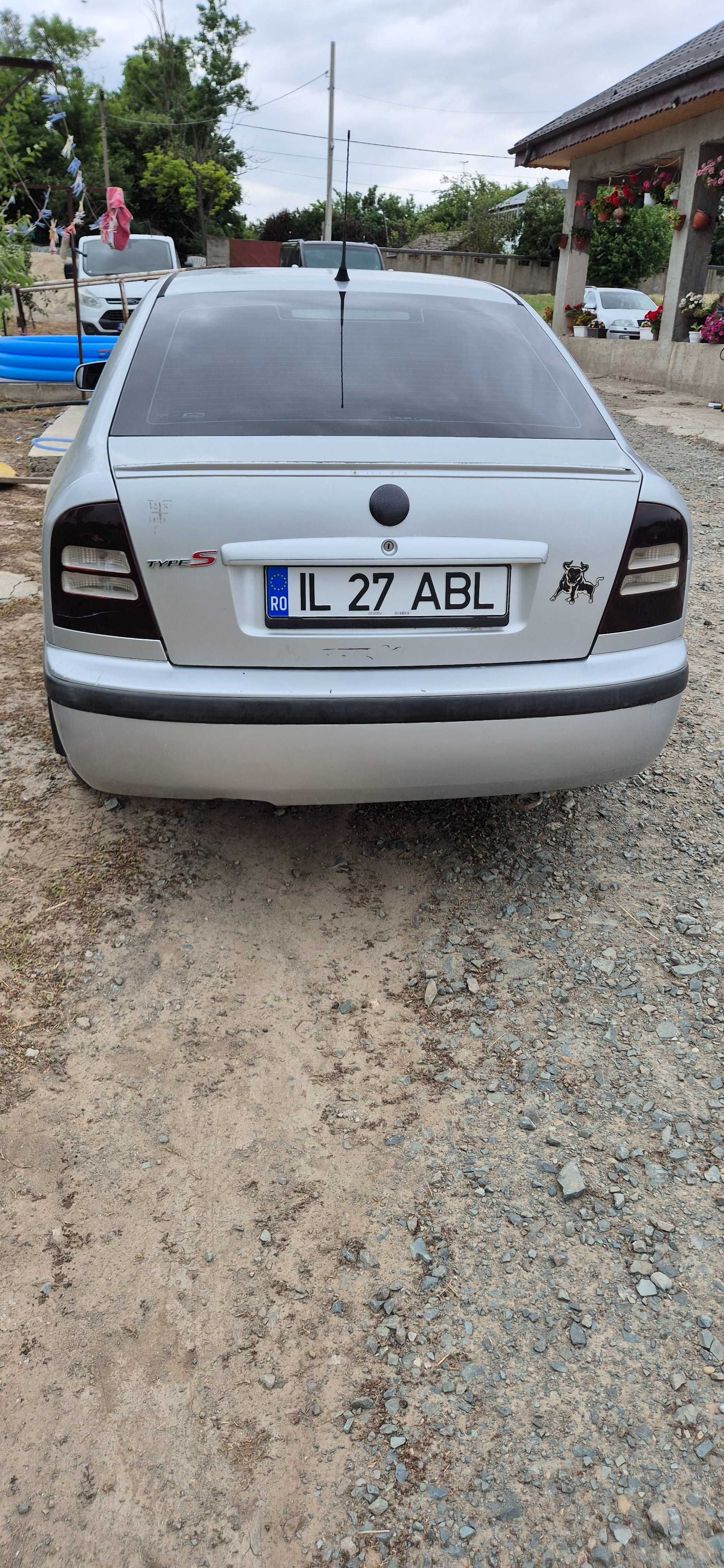 Skoda octavia 1 , 1.9 110 cp