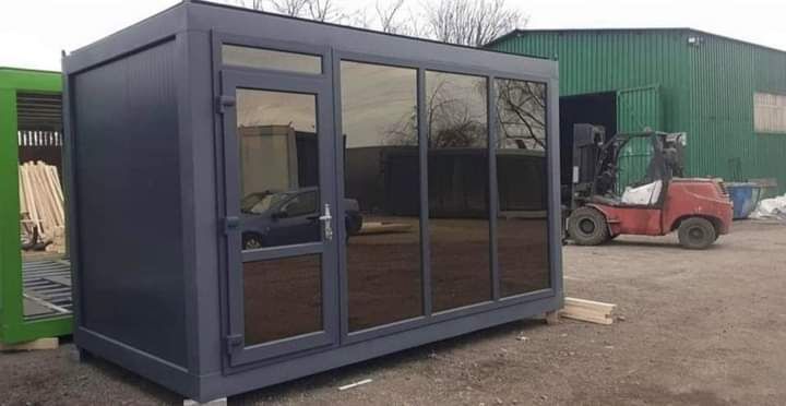 Vând containere standard