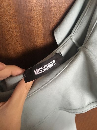 Нова рокля Missguided