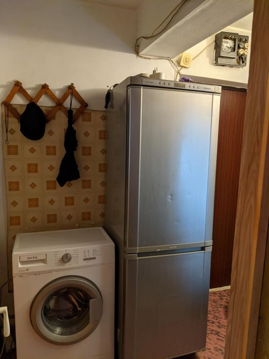 Camera de închiriat in apartament 2 camere, decomandat