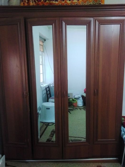 Спальный гарнитур