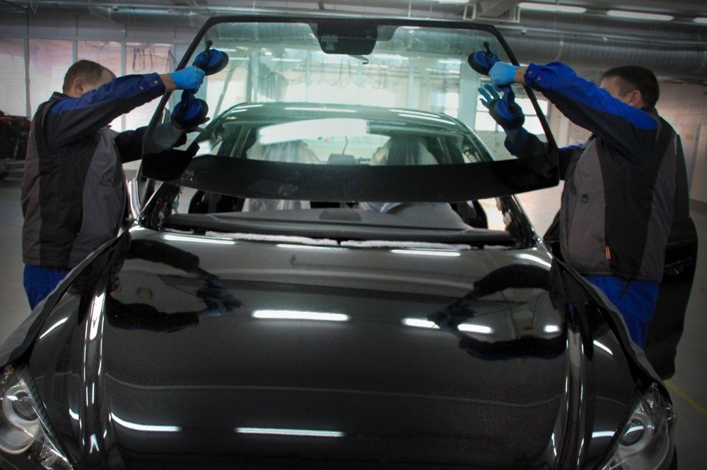 Автостекло на KIA K5.