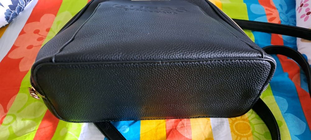 Ghiozdan rucsac Guess