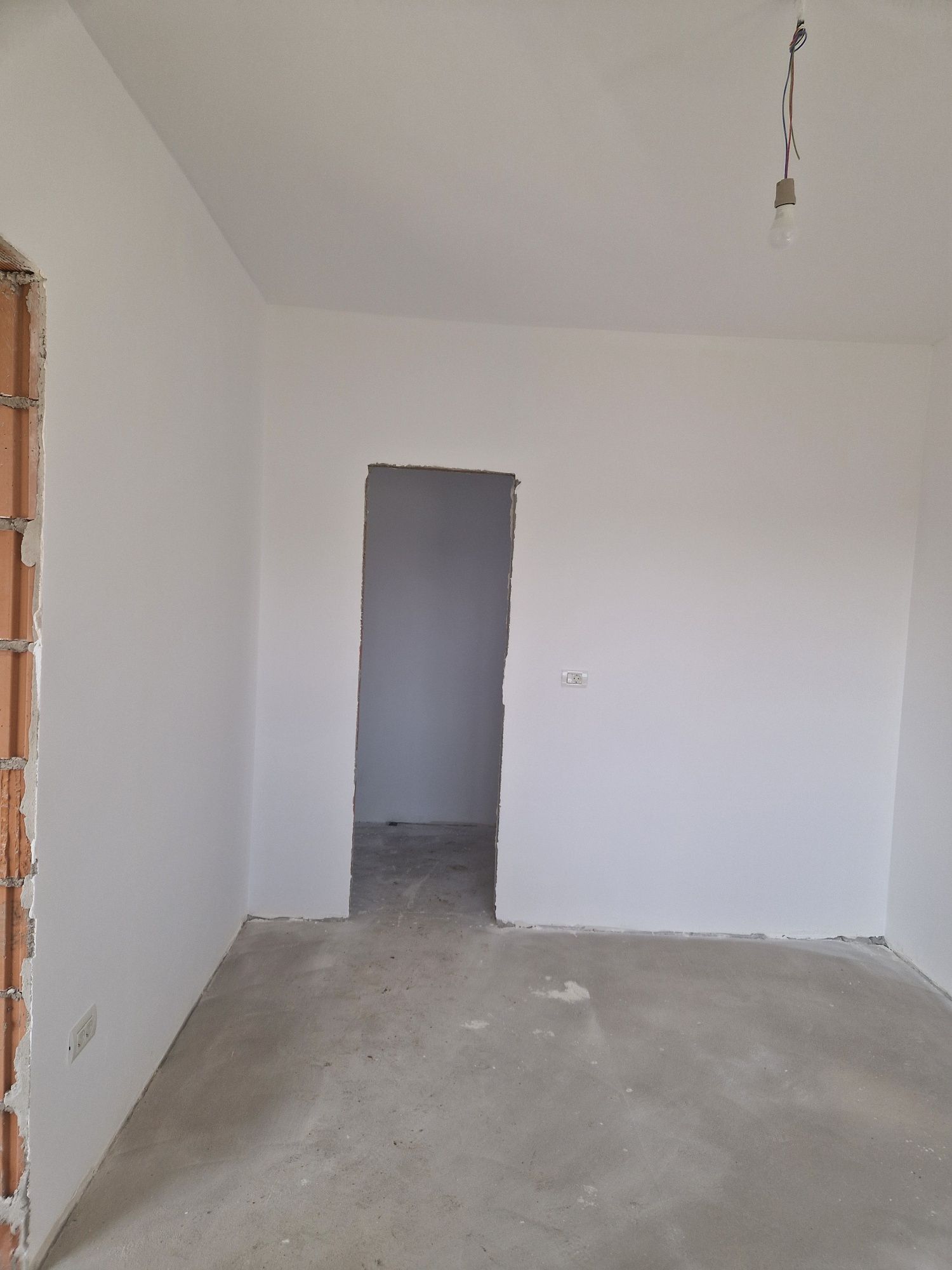 Vand casa noua in Bujac