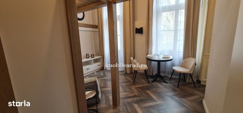 Apartament in stil unic, langa Primaria Arad, amenajat cu designer, mo