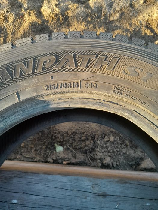 Резина 215 70 R16 ходила один сезон. Два балона.