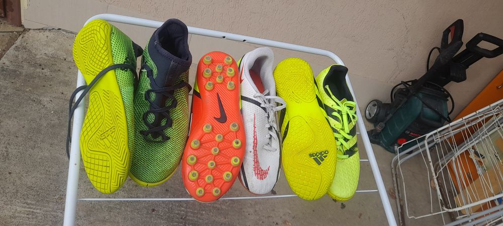 Ghete fotbal și adidași copii