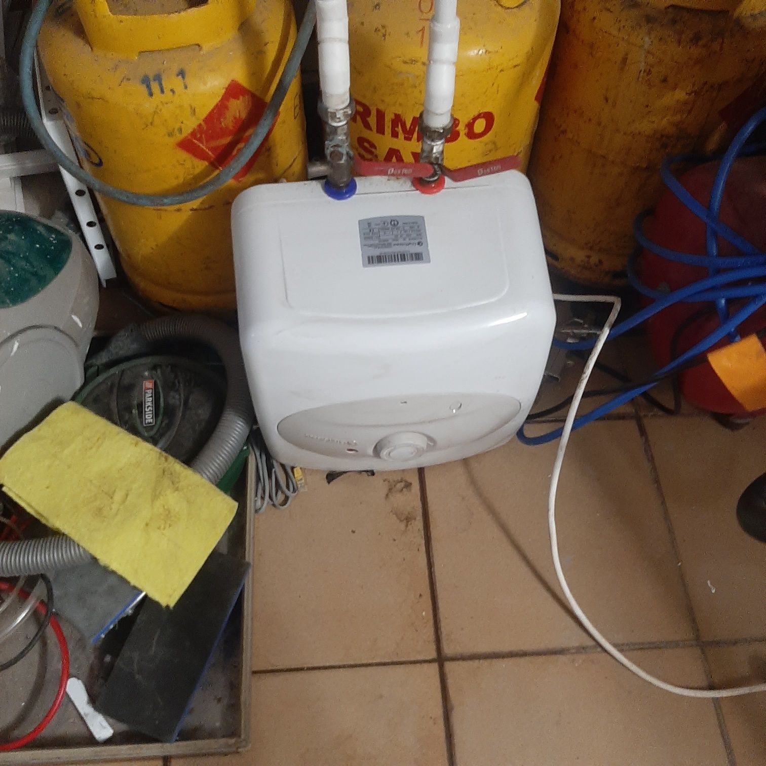 Boiler electric super bun 299 lei