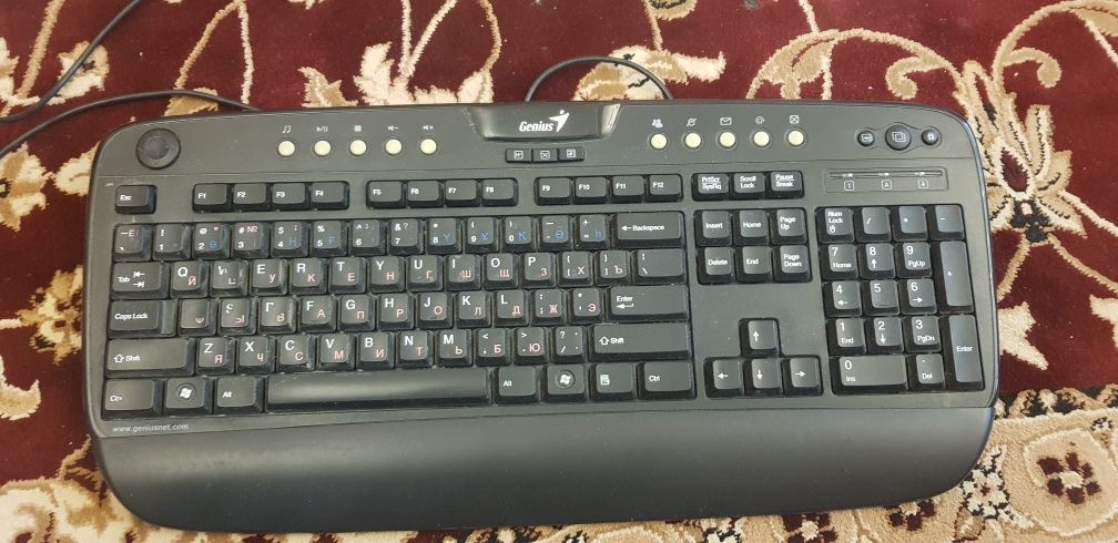 Клавиатура для персонального компьютера