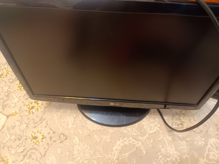 Продам монитор lg