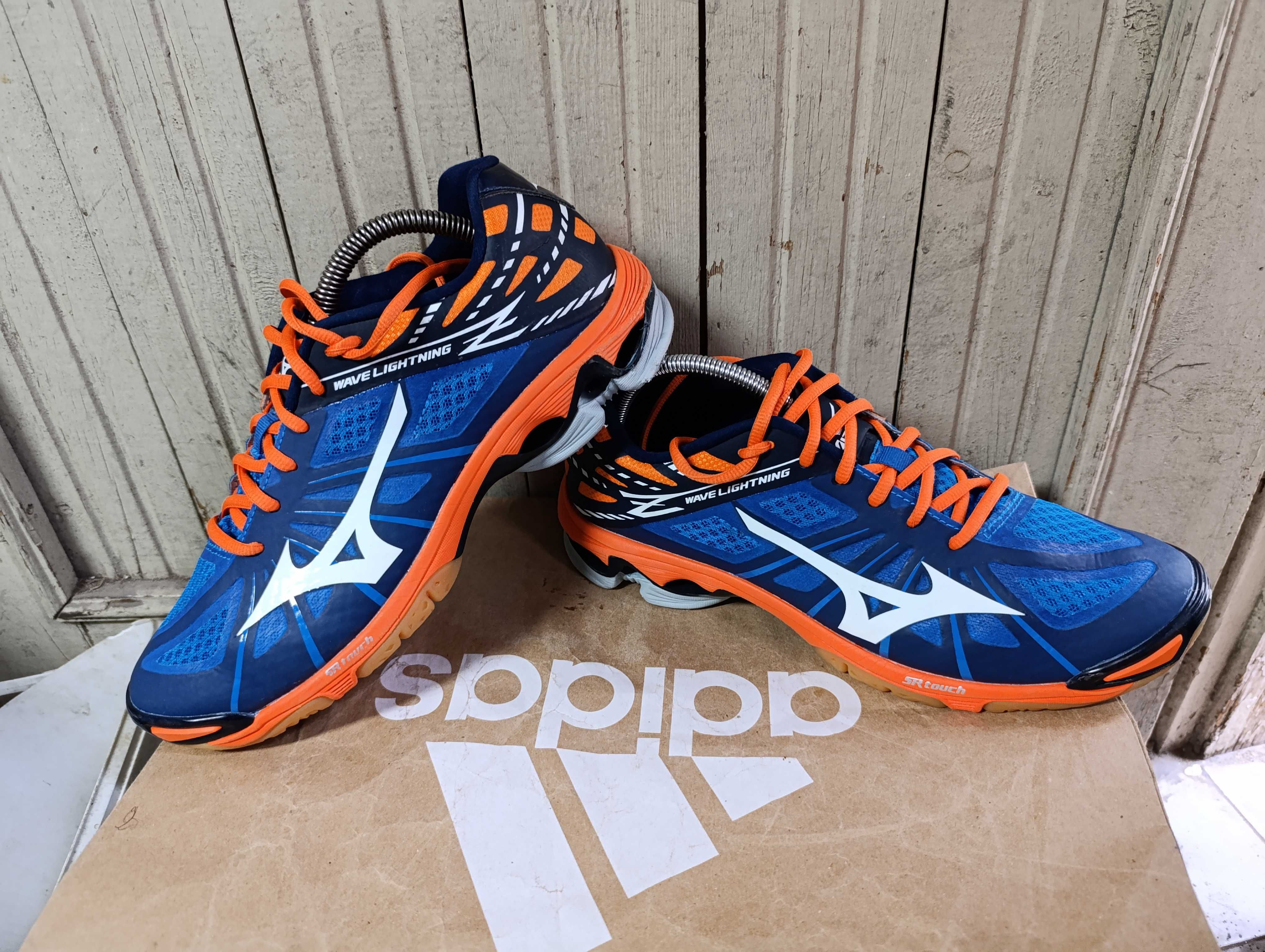 Mizuno Wave Lightning Z''оригинални маратонки 43 номер