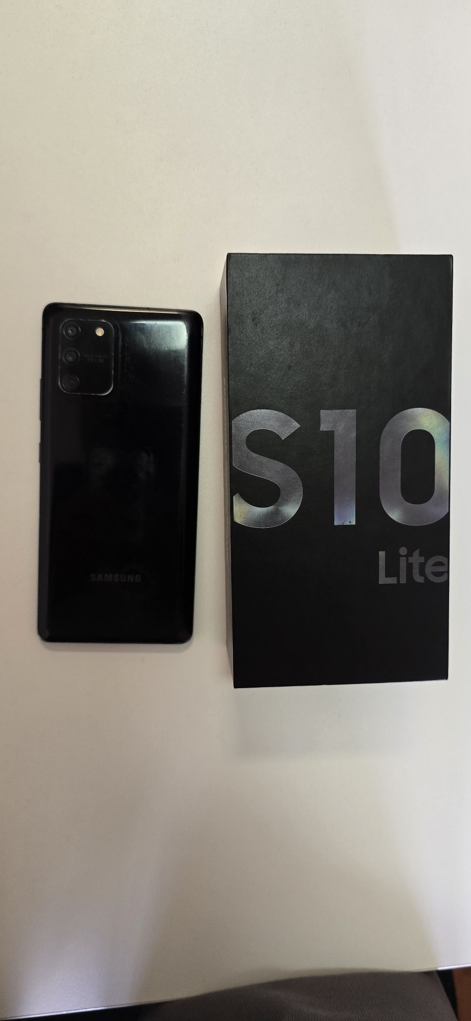 Samsung S10 Lite