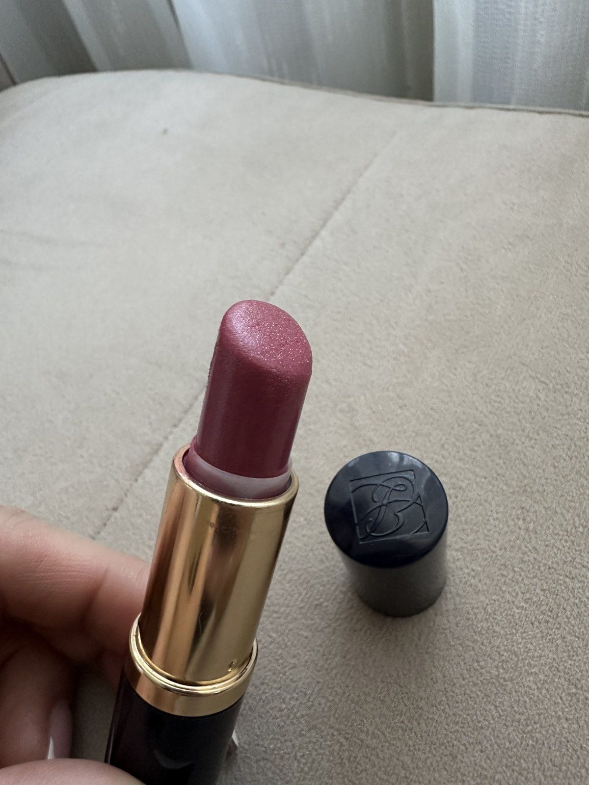 Червило на Estee Lauder