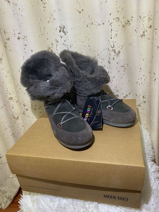 Moon Boot noi marime 38