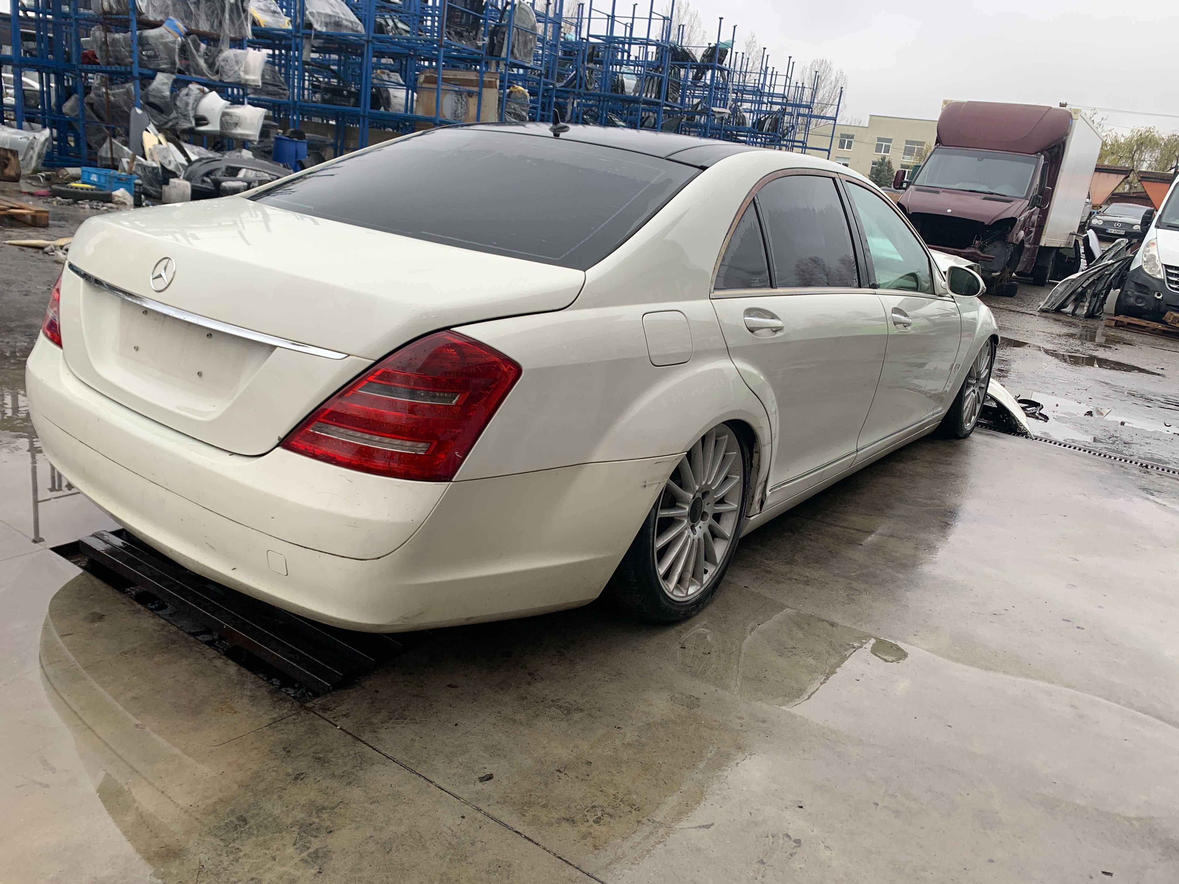 Dezmembrez mercedes s class w221 4 matic/s320 cdi 4 matic/stop w221