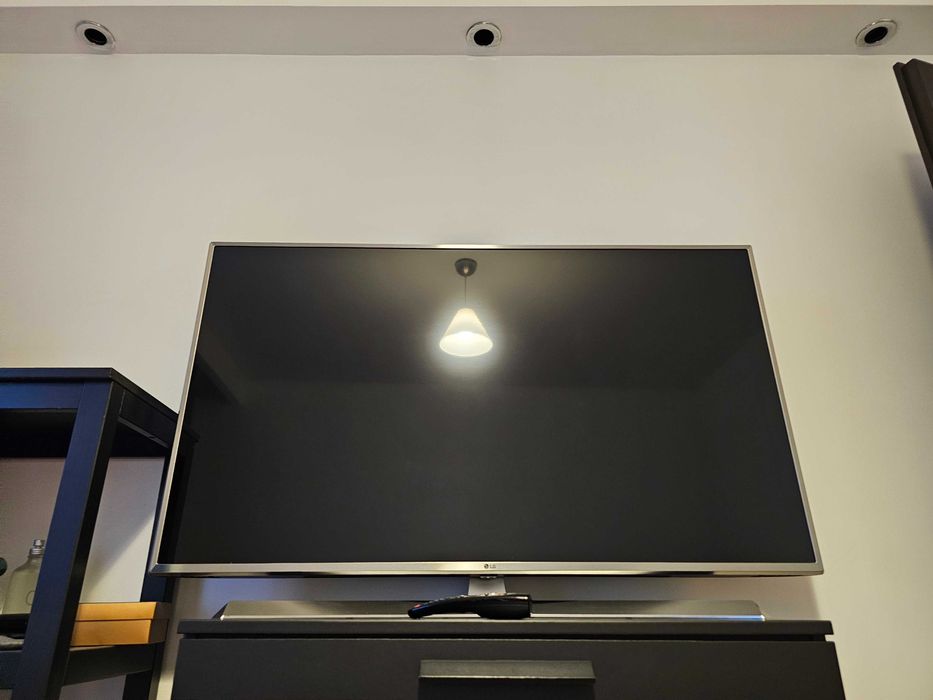 tv lg 49uj701v ca nou