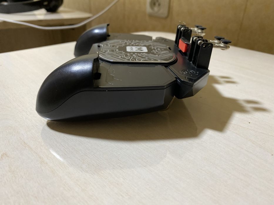 Куллер для телефонов.