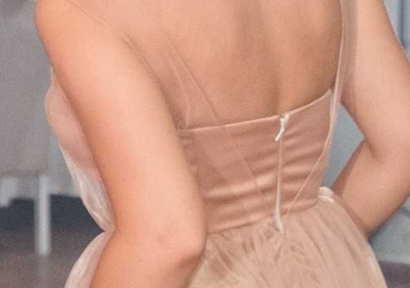 Rochie banchet/nunta eleganta cu corset si tulle marimea S/36