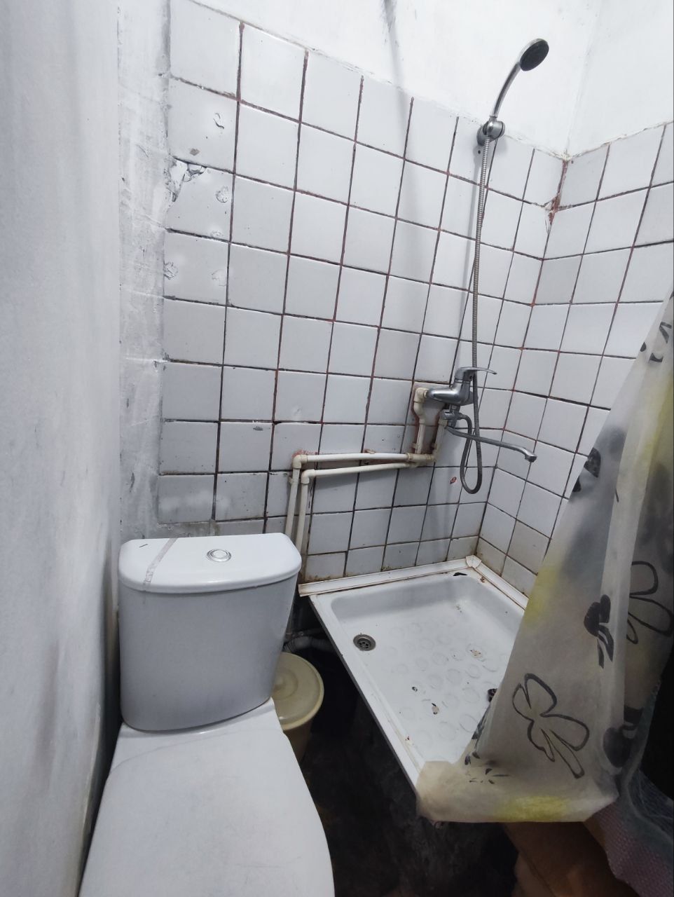 Продам общежитие бывшее на ттз туалет ванна своя не общая