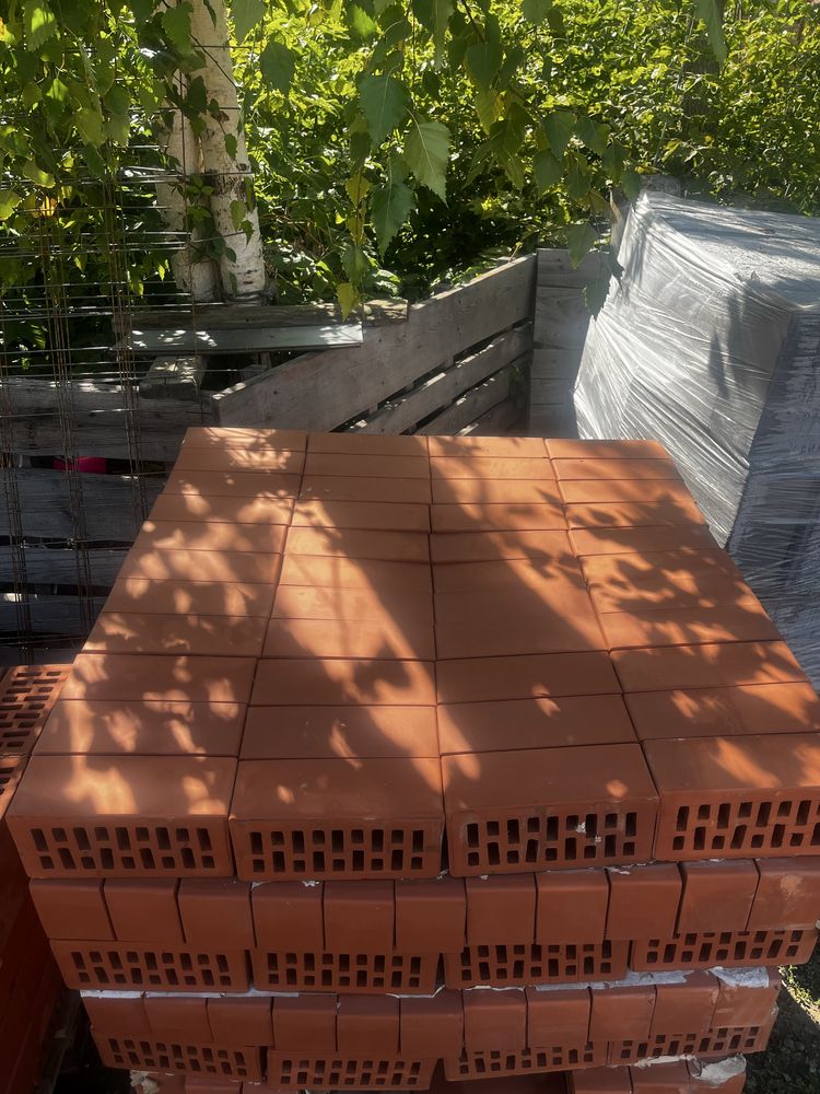 Кирпич!Продажа!Доставка отдельно