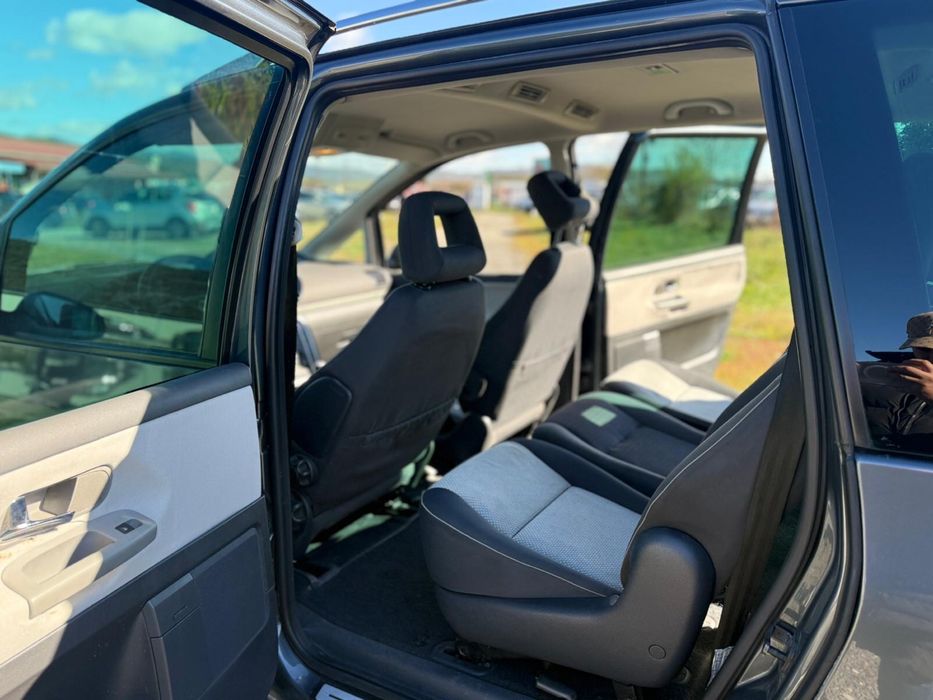 VW Sharan freestyle 2008 Motor Diesel 6+1 trepte 7 locuri Fara Rugina