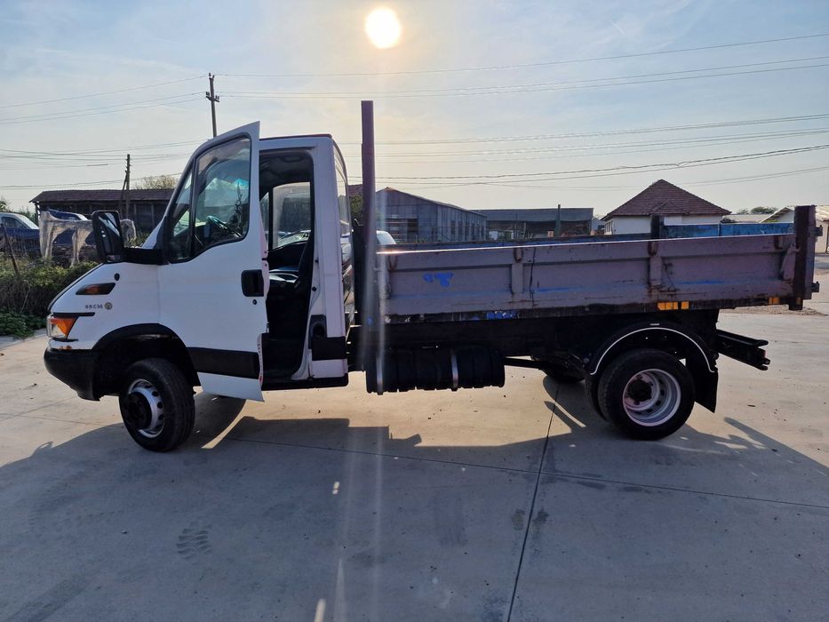 Bascula de inchiriat 3.5T si transport nisip balast agregate moloz etc