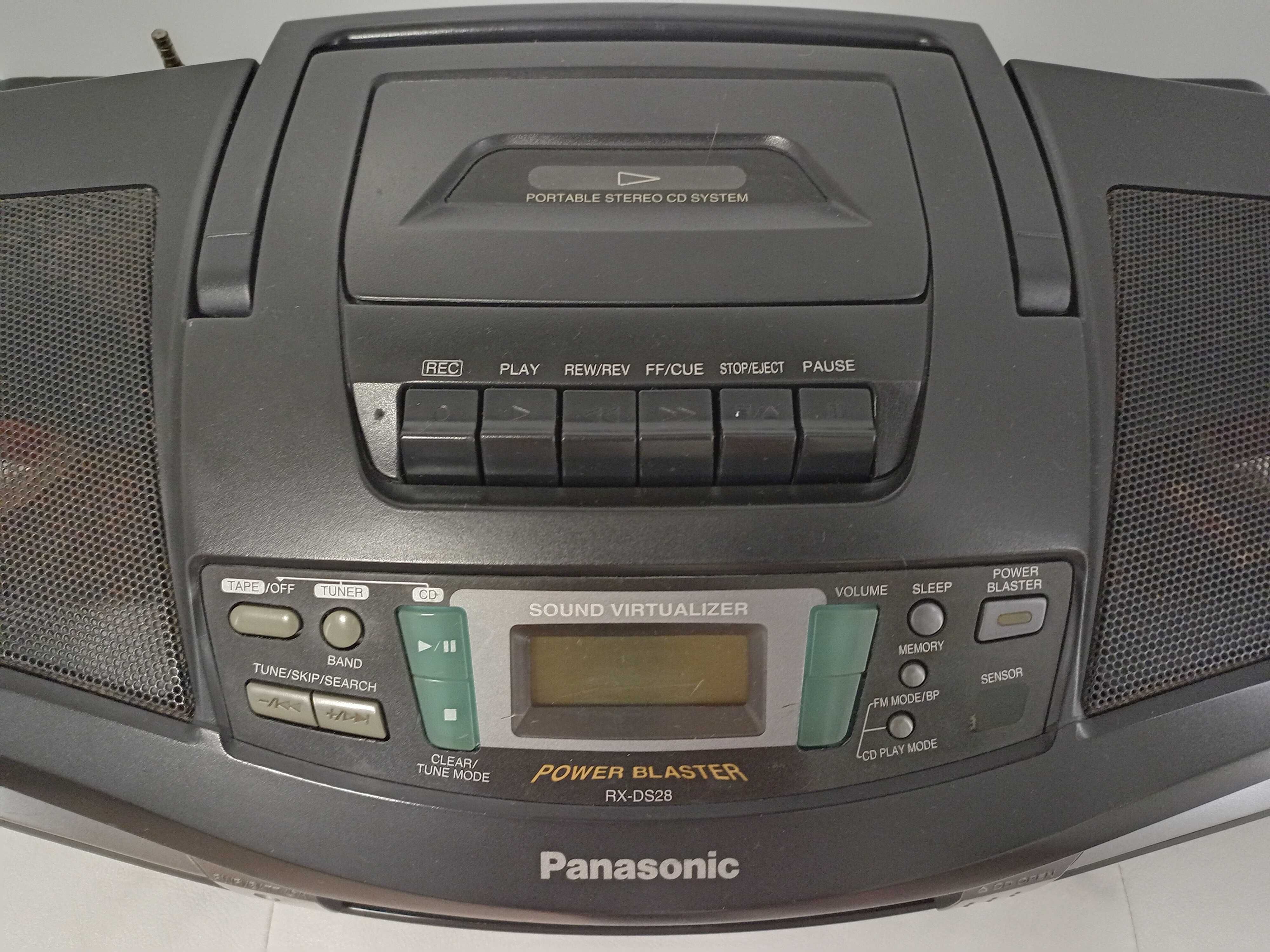 Продавам касетофон Panasonic RX-DS28.