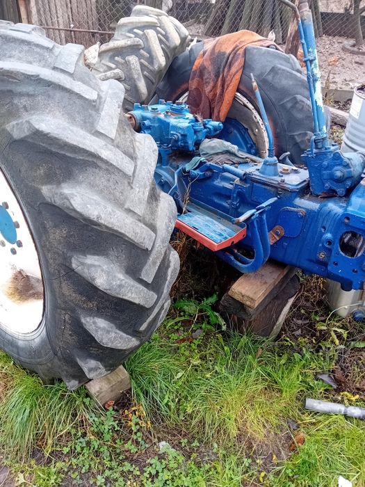 Vând transmisie 445