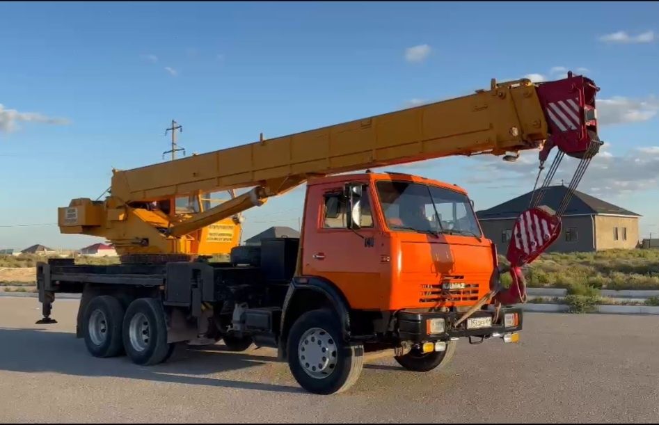 Автокран қызметі , 25 тн, стрела ұзындығы 21 метр