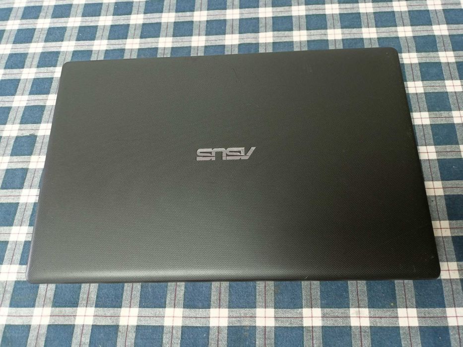 Elemente  Asus R512C R512M F551M