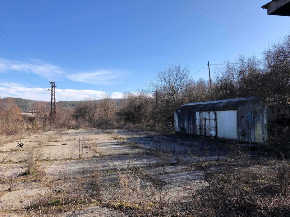 Стопанска сграда в с. Боровци