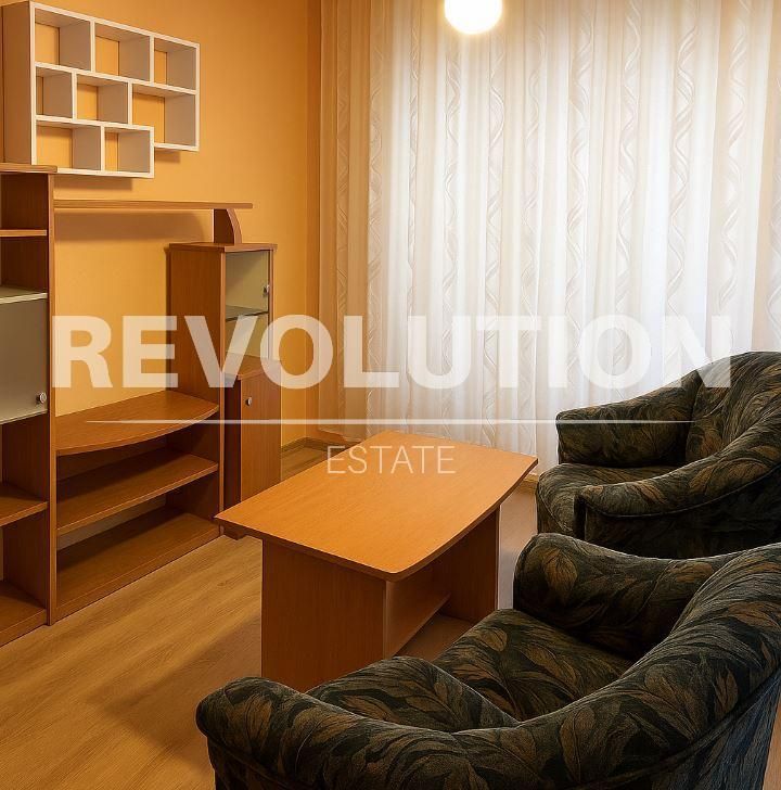 Дава се под наем Двустаен апартамент в Варна, Левски - 85 кв.м за 350 € - Снимка #1