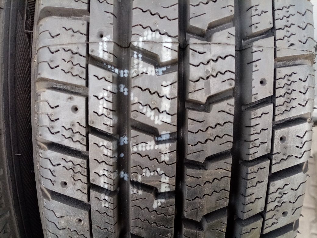 Anvelope all season 205 70 15c Goodyear Cargo Ultragrip 2 noi