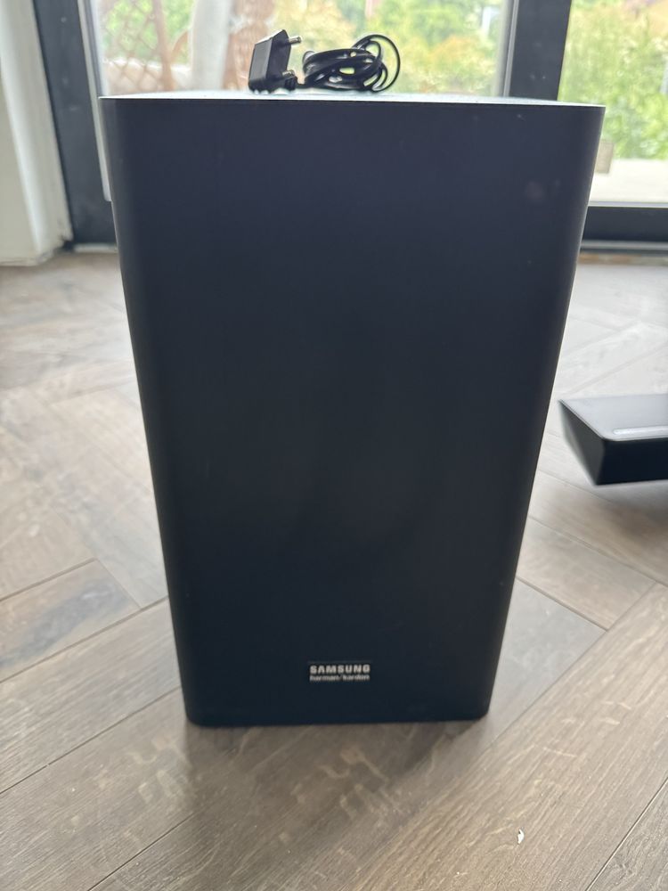 Soundbar SAMSUNG Harman Kardon 5.1 HW-Q60R