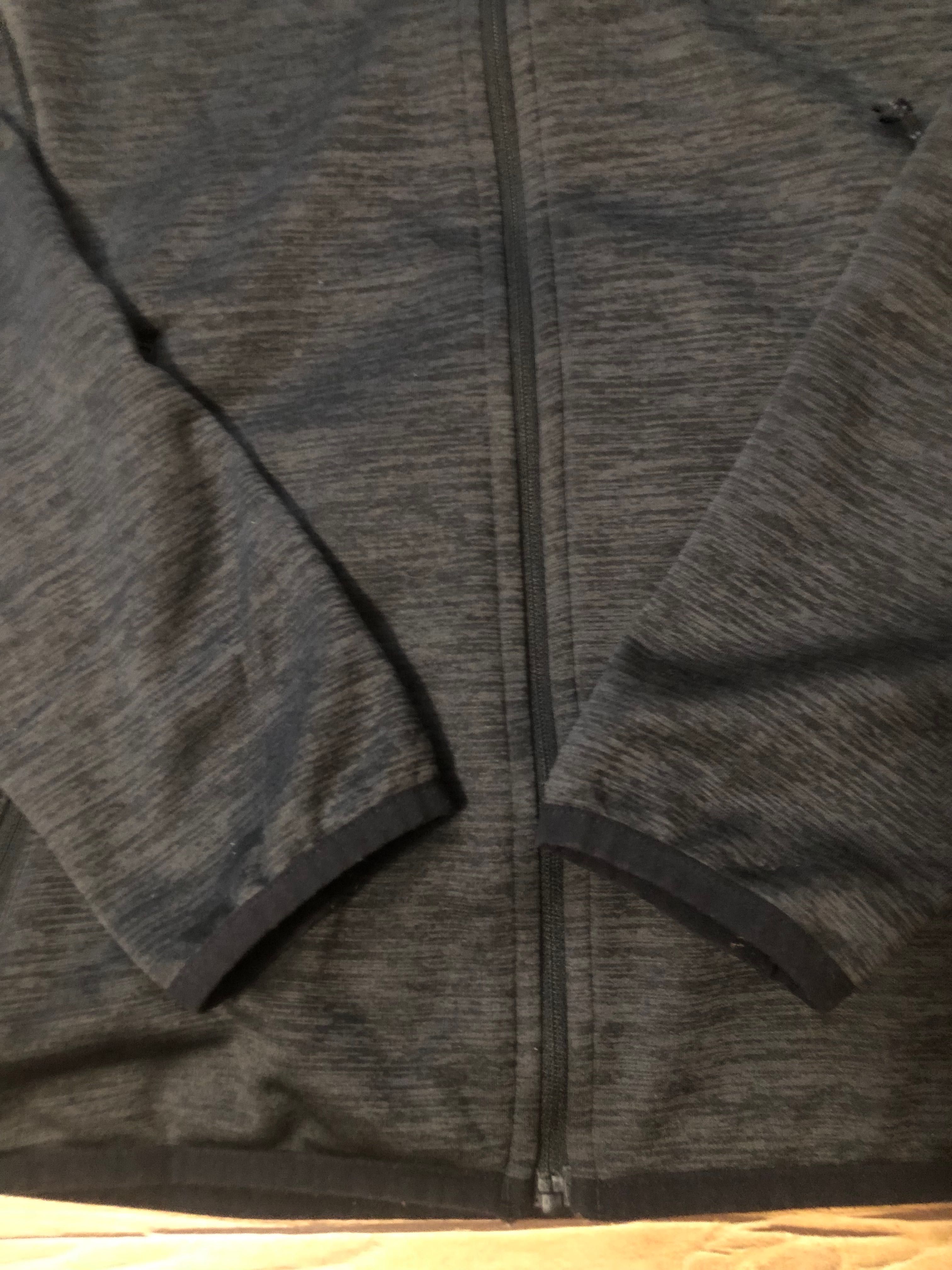 COLUMBIA-jacheta sport in stare impecabila pentru dame S