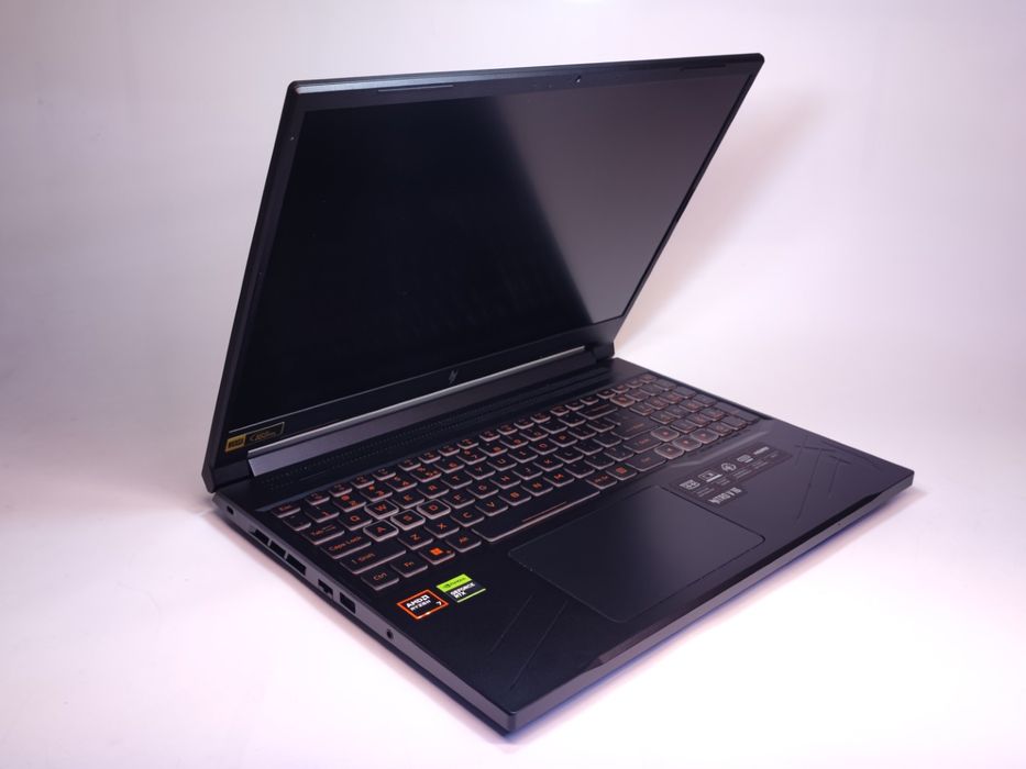 Acer Nitro V16 AMD Ryzen 7 8845HS RTX 4060 8GB SSD 512/16GB | #D89121