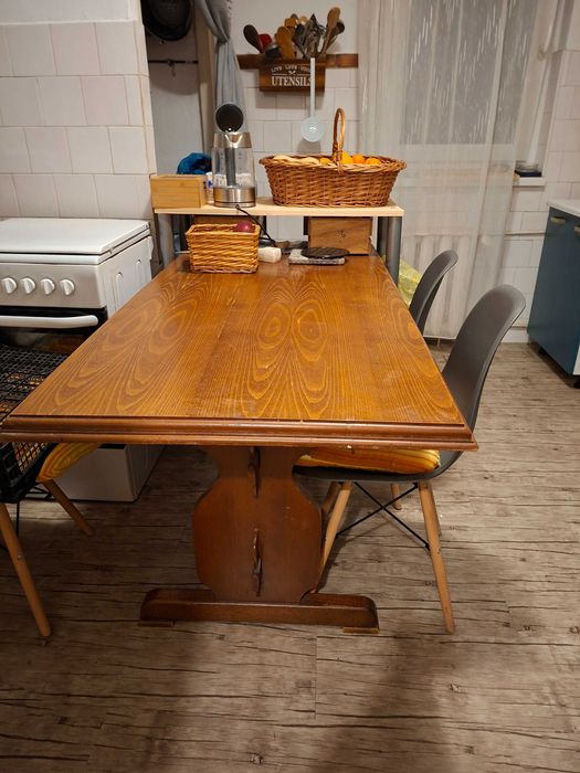 Masa 6 persoane lemn masiv