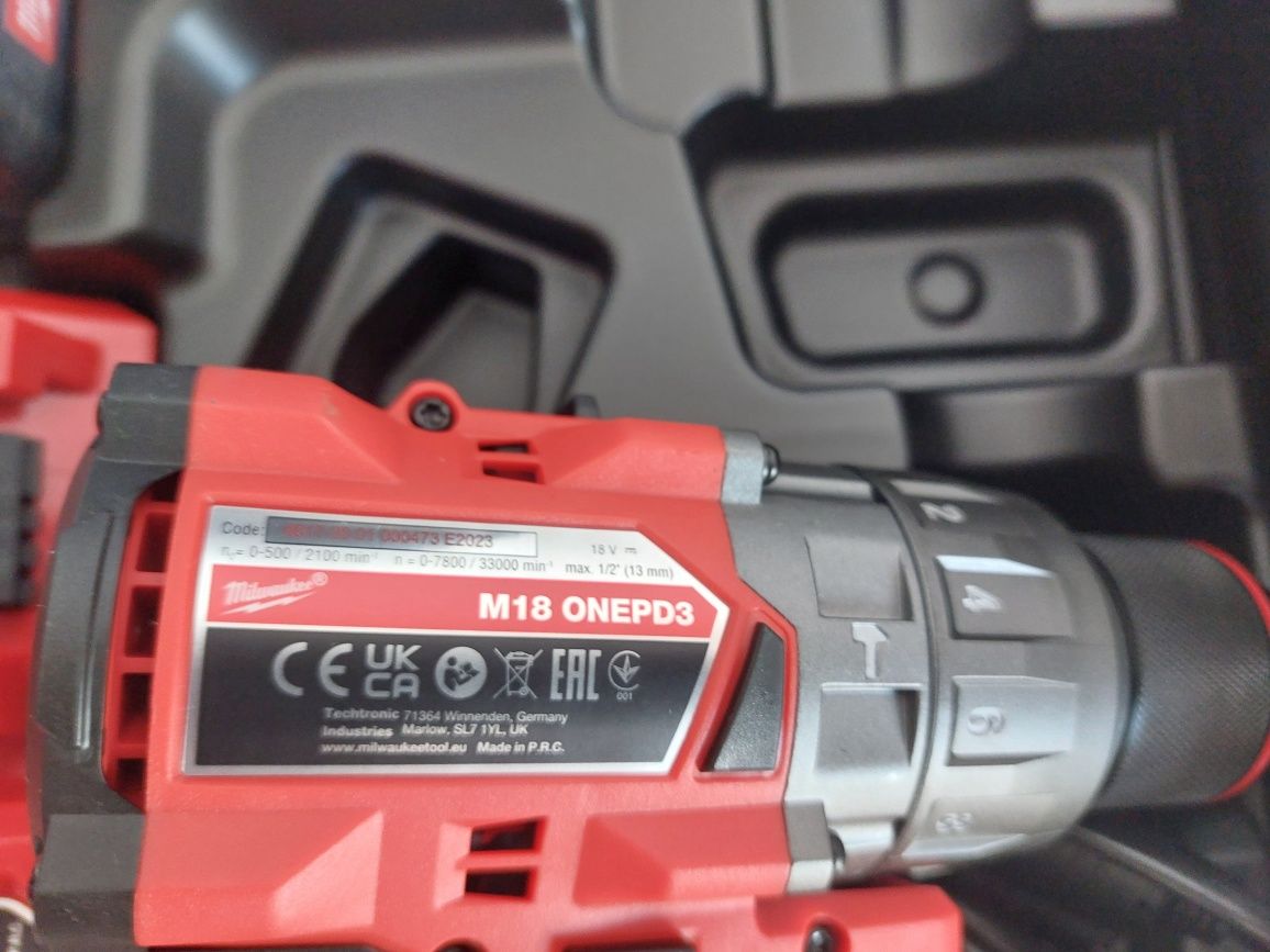 Set milwaukee M18 ONEPD3-502x, cu 2 baterii 5 amp și incarcator
