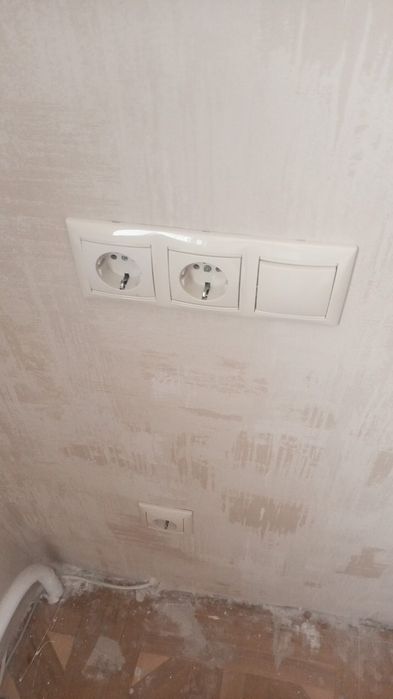 Сантехника электрика  плитка