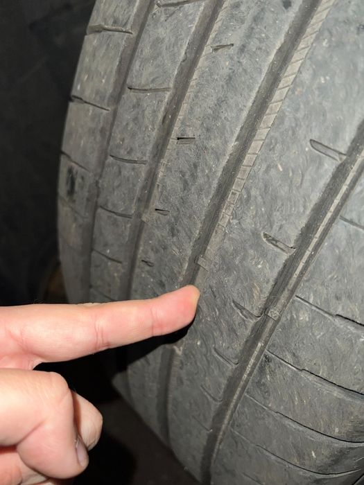 Set 4 anvelope vara 235 55 18