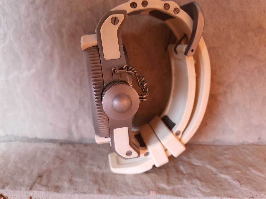 Часовник Invicta Men's 11153 Russian Diver Panda Suit Orange Artist