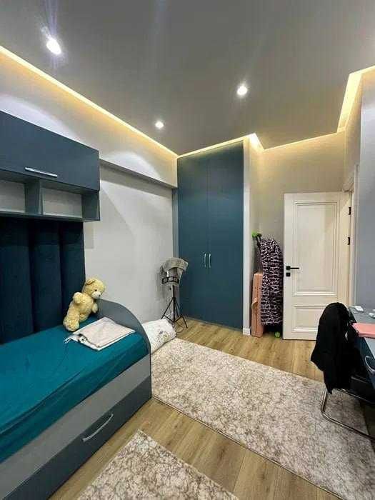 Продаётся Квартира Буюк Ипак йули 3/9/10 [K]