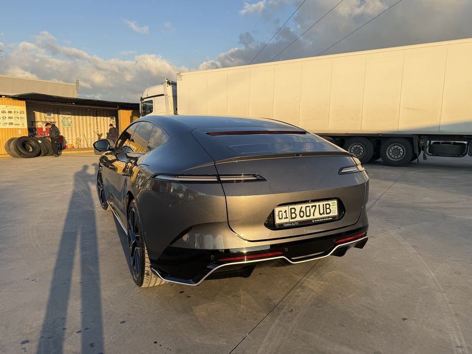 Avatr 12 Performance Dual motor full dop opsiya