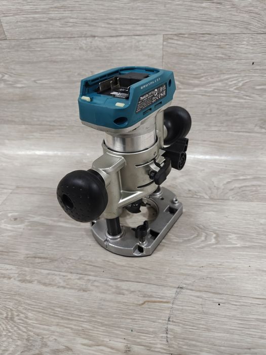 Freza Makita DRT50